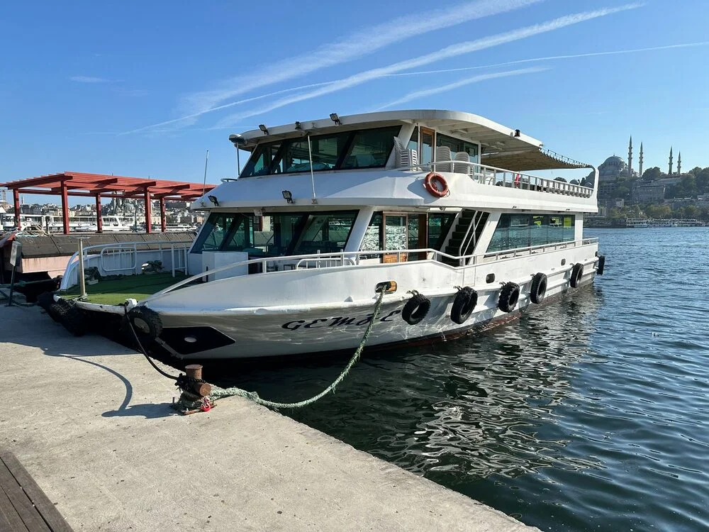 GEMZE özel tekne kiralama İstanbul