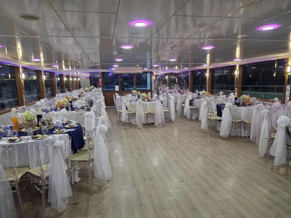 GEMZE üst güverte akşamüstü davet hazırlıkları