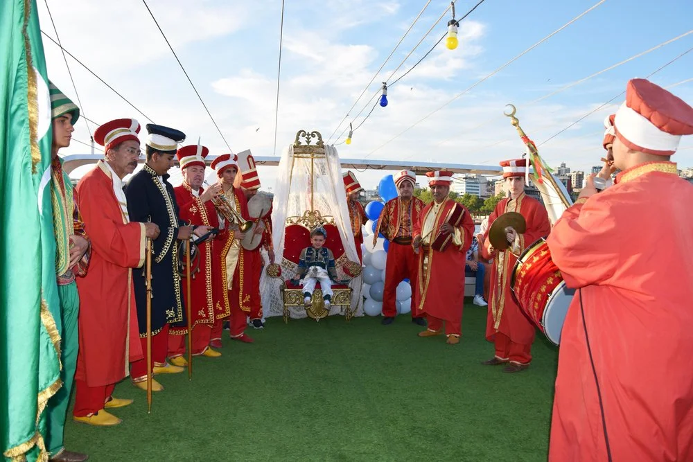 GEMZE arka güverte şık kokteyl ve oturma düzeni